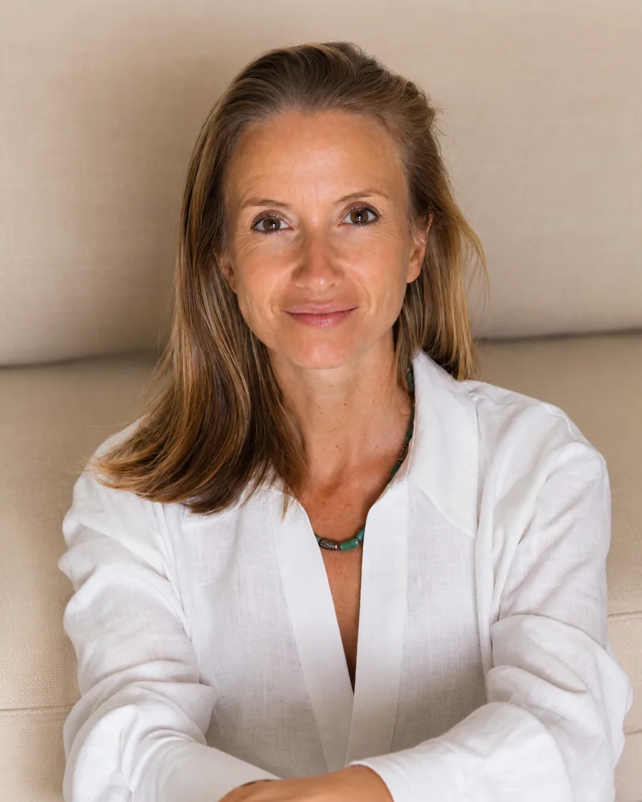 Photograph of Mahy